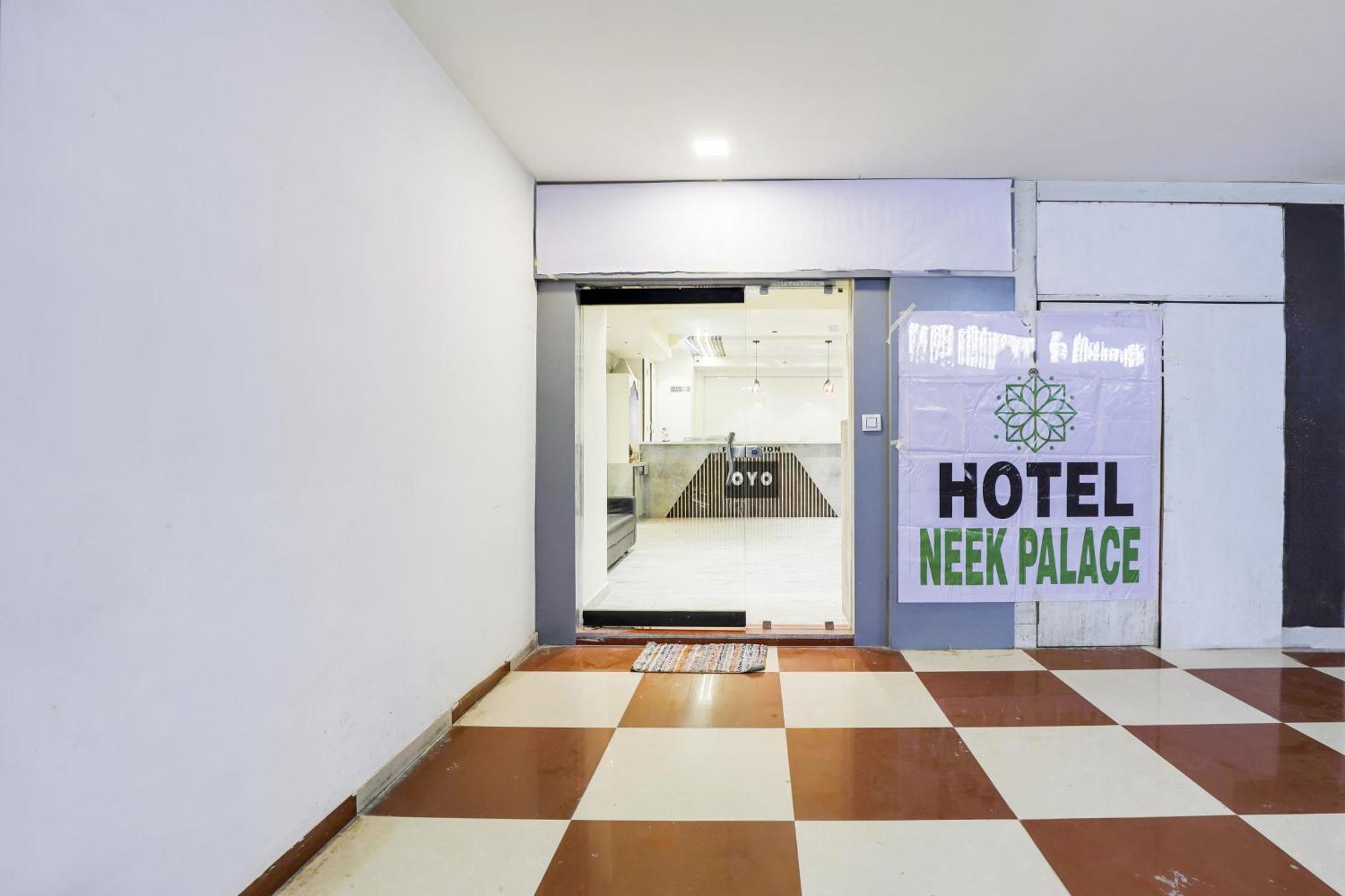 Hotel O Neek Palace アーメダバード エクステリア 写真