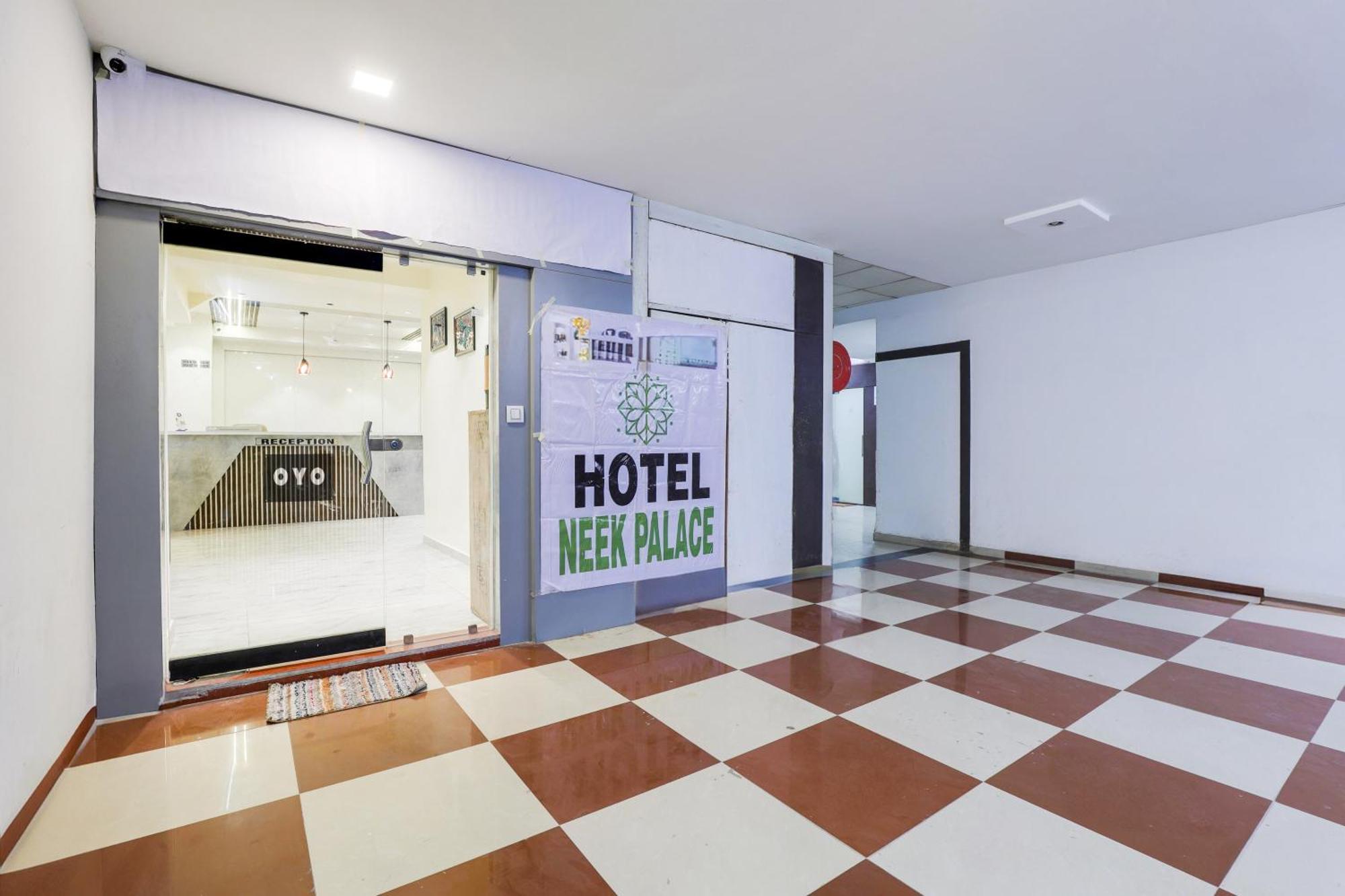 Hotel O Neek Palace アーメダバード エクステリア 写真